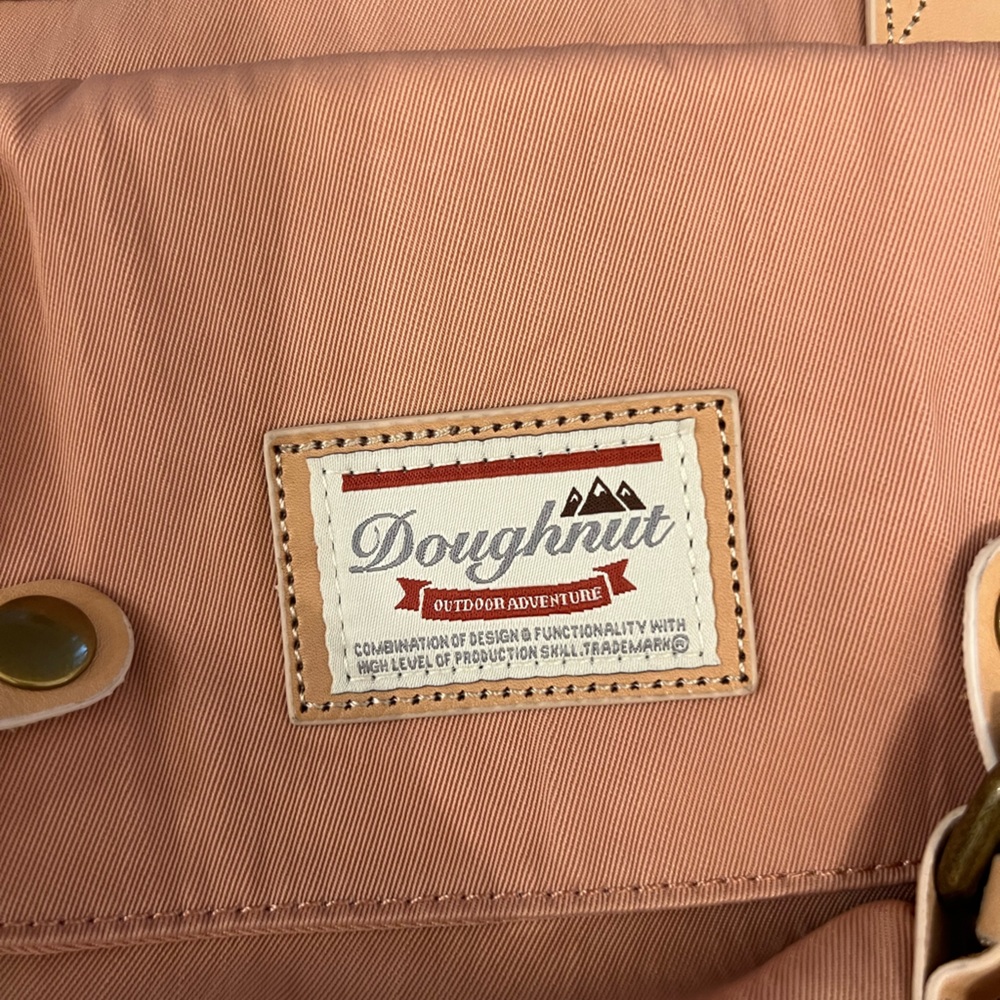 Doughnut macaroon backpack - Picture 4 of 4